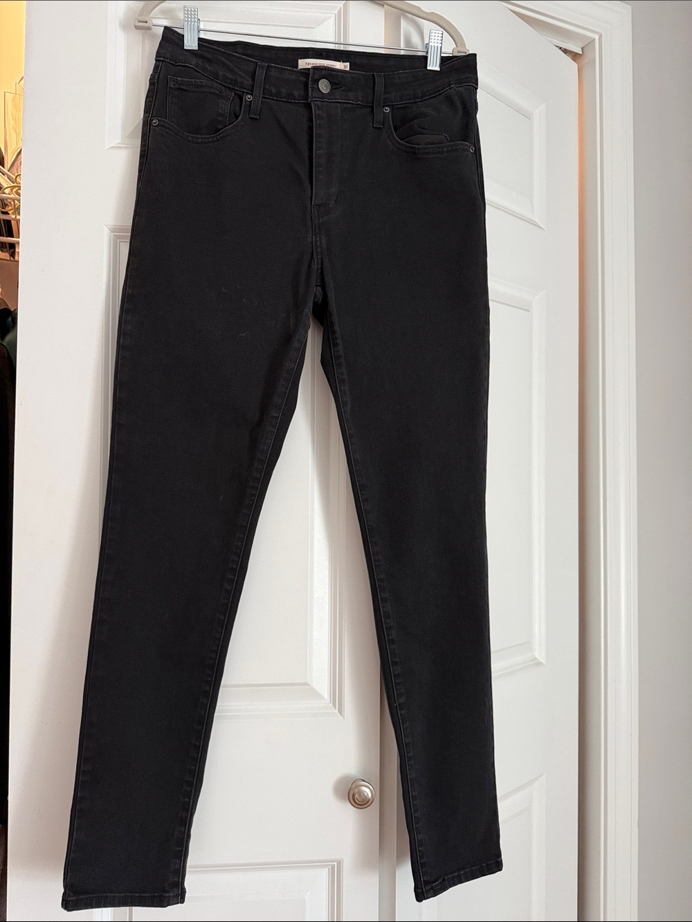 Levi's 721 Black Women's Skinny Jeans - Classic Stretch Fit